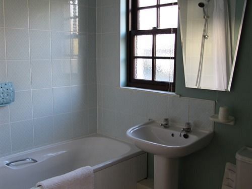 Townstal Farmhouse Дартмут Екстериор снимка